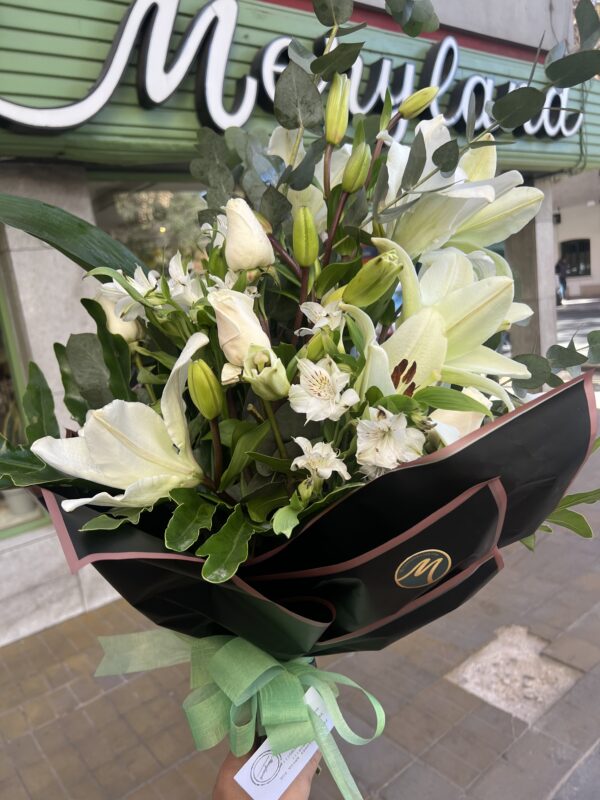 Lilium + Rosas - Image 3
